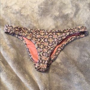 Bikini bottoms 2 for $25